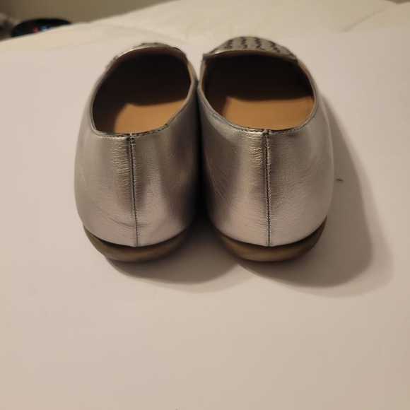 AEROSOLES Silver Woven Flats - Picture 3 of 11
